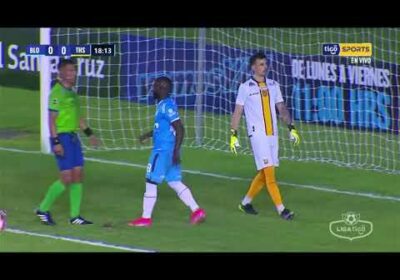 18′ ¡Nuevamente Guillermo Viscarra! José Sinisterra estuvo de cara al arco pero chocó…..