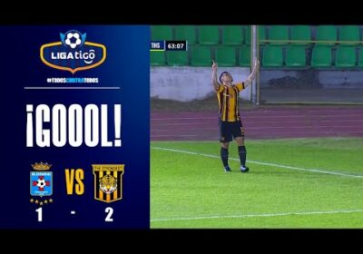 62′ ¡Gol de The Strongest! Michael Ortega sorprende y dispara directo al arco desde un tiro libre