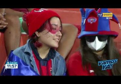 VamosYa❗️El hincha viral. Chicas apoyando a Wilstermann.