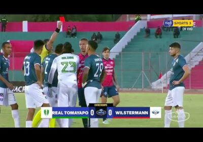 ¡Final del primer tiempo! Al descanso con el marcador igualado entre Real Tomayapo y Wilstermann.