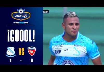 🏆29’ ¡Gol de Vaca Díez! Franz Parada se anticipa a todos, pibe el pie derecho y abre el marcador.