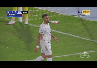 🏆 ¡Real Santa Cruz se queda con uno menos! César García fue expulsado.