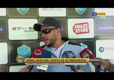 Pérez goza del apoyo de su presidente. Cornejo respalda la campaña del DT.