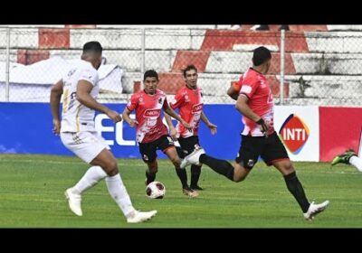 45+7′ ¡Final del primer tiempo! Real Santa Cruz está superando 1-0 a Nacional Potosí