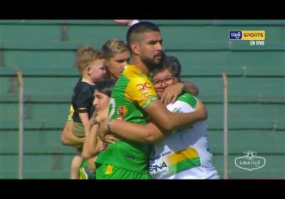 🏆¡En un día especial, el ingreso es especial! Gran Mamoré ingresó acompañados de sus madres.