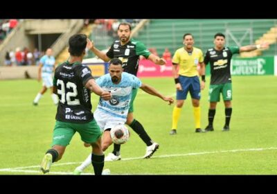 45+3′ ¡Final del primer tiempo! Vaca Díez está venciendo a Oriente Petrolero con gol de Dico Roca.