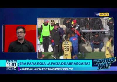 VamosYa❗️¿Era para roja la falta de Arrascaita?🤔 Luego de ver el VAR se decidió que no.