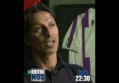 #AquiEntreNos nueva temporada.🔥Hoy con Juan M. Peña⚽.Desde las 22:30hrs. Por el canal Tigo Sports 🟡🔵