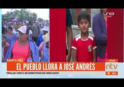 Familiares y pobladores de Santa Fe despiden con llanto y dolor a José Andrés
