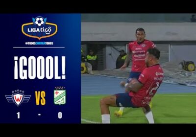 🏆29′ ¡Gol de Wilstermann! Julián Velázquez impacta de cabeza y abre el marcador en Cochabamba.