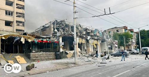 Sube a 8 número de muertos en ataque ruso contra Kramatorsk – DW – 28/06/2023