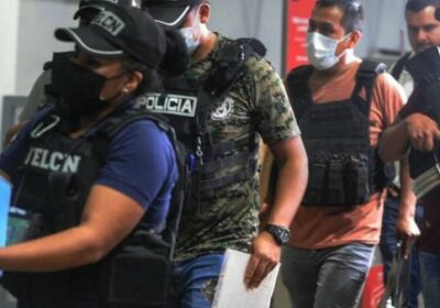 | #Seguridad Cambio sorpresivo: tres fiscales del caso narcovuelo fueron removidos Lea la…