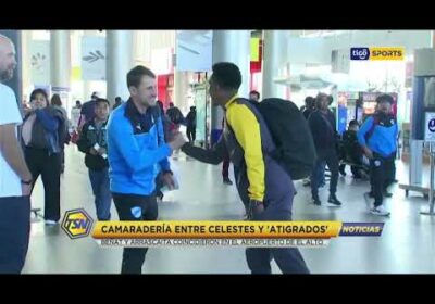 🚨Camaradería entre Celestes y ‘Atigrados’. Beñat y Arrascaita coincidieron en el aeropuerto.