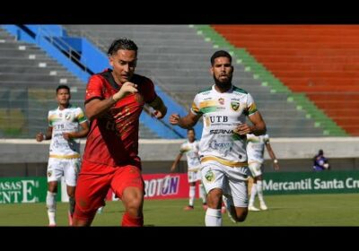 🏆 ¡Final del primer tiempo! FC Universitario se va al descanso con la ventaja a su favor.