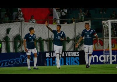 ¡Final del primer tiempo! Al descanso en Tarija donde Real Tomayapo está venciendo a Oriente.