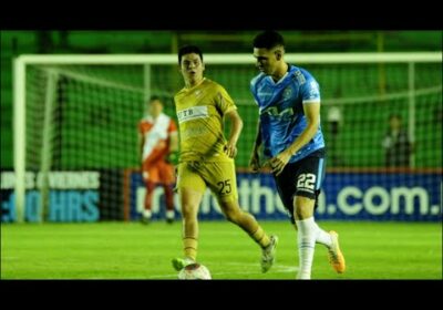 45+3′ ¡Final del primer tiempo! Al descanso en el Tahuichi con el marcador igualado.