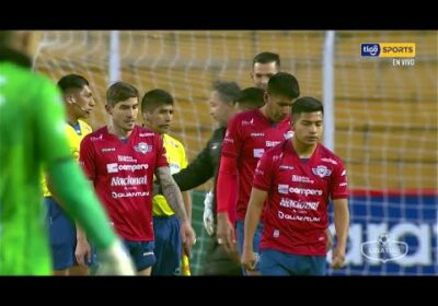 🏆 ¡Final del primer tiempo! Nacional Potosí está igualando ante Wilstermann.