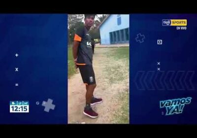 Ahora regalar flores a los varones es la moda💐. Mauricio Saucedo y Siles son los afortunados.