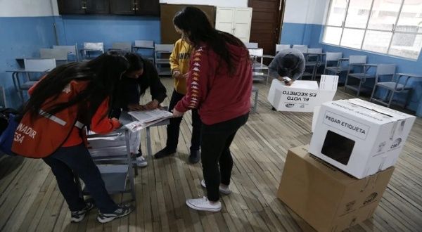 Encuestadora rechaza hacer sondeo por inseguridad en Ecuador | Noticias | teleSUR