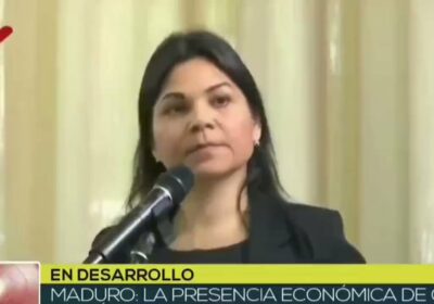 🇻🇪 | Reportero de Hong Kong le hace una pregunta a Nicolás Maduro en…