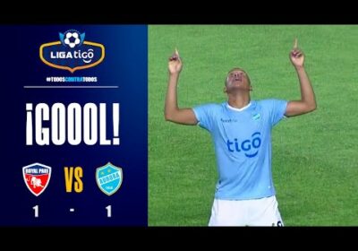 🏆 55′ ¡Gol de Aurora! Jair Reinoso ganó por aire y anotó el empate para el ‘Equipo del Pueblo’.