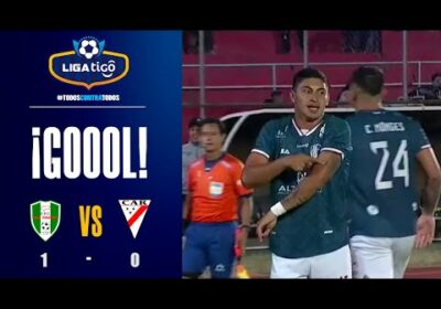 49′ ¡Gol de Tomayapo! Orellana sacó una bomba para romper el arco y poner arriba al equipo tarijeño