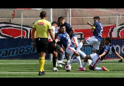 🏆 ¡Final del primer tiempo! La ventaja es de Nacional Potosí sobre Always Ready en El Alto.