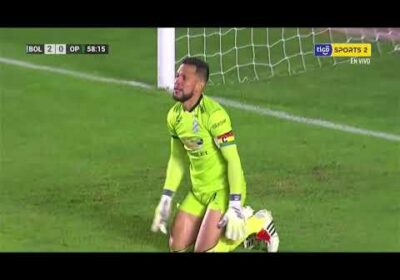 🏆58′ ¡Notable Wilson Quiñónez! Potente disparo de Vaca, pero gran respuesta del arquero.