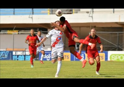 🏆¡Final del primer tiempo! Volvió el fútbol, pero todavía no los goles, al descanso en Quillacollo.