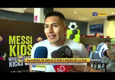 Saavedra se instaló por 4 meses en La Paz. Aguarda que su club le mande pasajes a Sudáfrica.