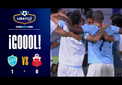 ¡Gol de Aurora! Reinoso no falla y cambia penal por gol para poner arriba al ‘Equipo del Pueblo’