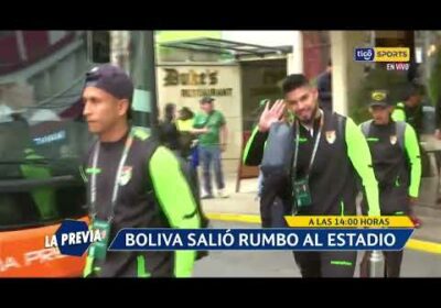 Así salió Bolivia 🇧🇴 de su hotel de concentración rumbo al estadio Hernando Siles 🏟️.