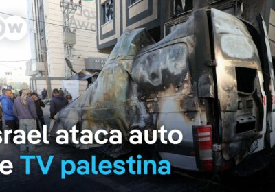 Ejército israelí ataca furgoneta en la que viajaban cinco #periodistas de la TV palestina…