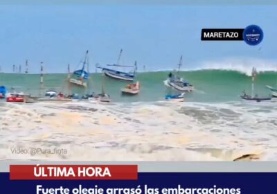 🇵🇪 | ÚLTIMA HORA: Fuerte oleaje arrasó las embarcaciones pesqueras en Cabo Blanco, Piura,…