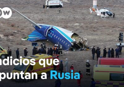 ¿Derribó un misil ruso el avión que cayó en Kazajistán? Información de inteligencia de…