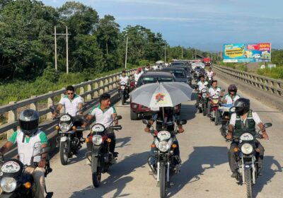 | #Política Con una gran cantidad de motoqueros que resguardan su seguridad, el…