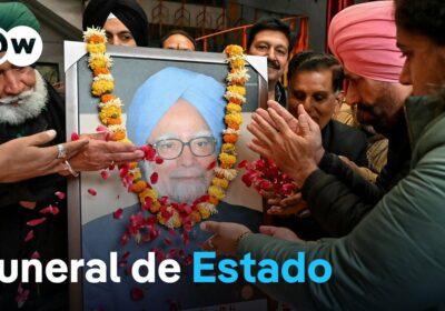 India despide al ex primer ministro Manmohan Singh India ofreció un funeral de Estado…