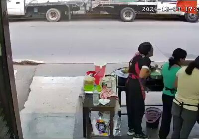 🇲🇽 | En Xalapa, Veracruz, una mujer lanzó aceite hirviendo a una empleada de…