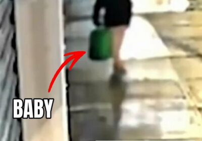 🇺🇸 | Una mujer enmascarada abandonó a una bebé en una bolsa reutilizable frente…