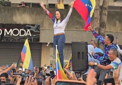 Ante la noticia de que la líder venezolana @MariaCorinaYA ha sido detenida, hago un…