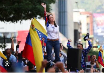 María Corina Machado y Pepe Mujica, dos figuras latinoamericanas. Machado lucha con valor por…