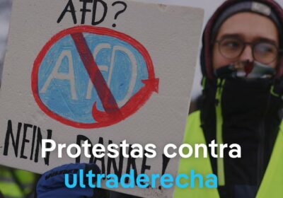 Miles de manifestantes retrasan inicio de congreso de Alternativa para Alemania Personas de todo…