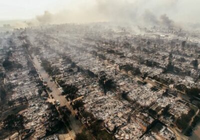 🇺🇸 | Residentes de Pacific Palisades demandan al Departamento de Agua y Energía de…