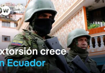 Grupos armados organizados extorsionan a los profesores, alumnos y padres de familia en #Ecuador.…