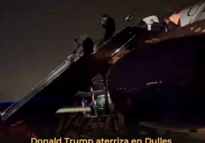 🇺🇸 | ÚLTIMA HORA Donald Trump, junto a Melania y Barron, aterrizaron en el…