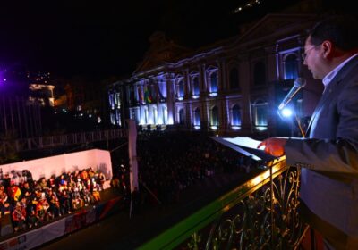 | #Política 𝐋𝐞𝐠𝐢𝐬𝐥𝐚𝐝𝐨𝐫𝐞𝐬 𝐝𝐞𝐭𝐫𝐚𝐜𝐭𝐨𝐫𝐞𝐬 𝐯𝐞𝐧 𝐝𝐢𝐟í𝐜𝐢𝐥 𝐞𝐥 «𝐠𝐫𝐚𝐧 𝐩𝐚𝐜𝐭𝐨 𝐬𝐨𝐜𝐢𝐚𝐥» 𝐩𝐨𝐫𝐪𝐮𝐞 𝐥𝐚 𝐩𝐫𝐨𝐩𝐮𝐞𝐬𝐭𝐚…