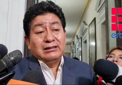 El ministro Édgar Montaño confirma que ensaya caporal junto a funcionarios, para demostrar el…