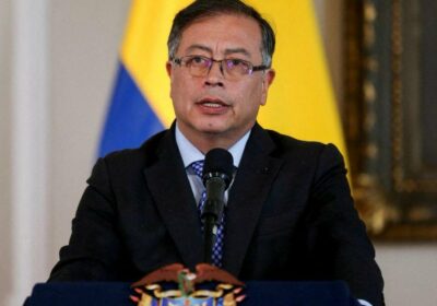 🇨🇴 | URGENTE Gustavo Petro declara estado de conmoción interior y emergencia económica en…