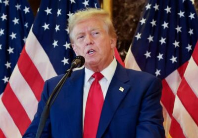 | #Mundo 𝐓𝐫𝐮𝐦𝐩 𝐚𝐮𝐭𝐨𝐫𝐢𝐳𝐚 𝐚 𝐥𝐨𝐬 𝐚𝐠𝐞𝐧𝐭𝐞𝐬 𝐚 𝐥𝐥𝐞𝐯𝐚𝐫 𝐚 𝐜𝐚𝐛𝐨 𝐚𝐫𝐫𝐞𝐬𝐭𝐨𝐬 𝐜𝐨𝐧𝐭𝐫𝐚…