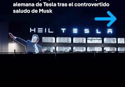 Activistas políticos proyectaron la palabra “Heil” sobre la fábrica de Tesla en Brandeburgo, cerca…